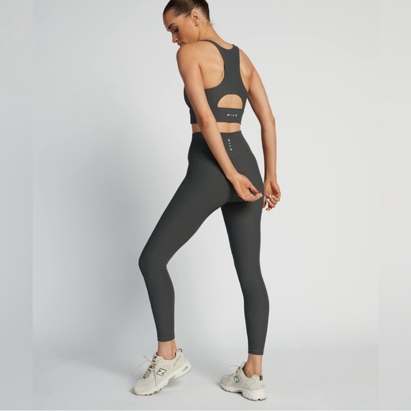 Wilo Ribbed High Rise Leggings Dark Grey - Picture 1 of 11